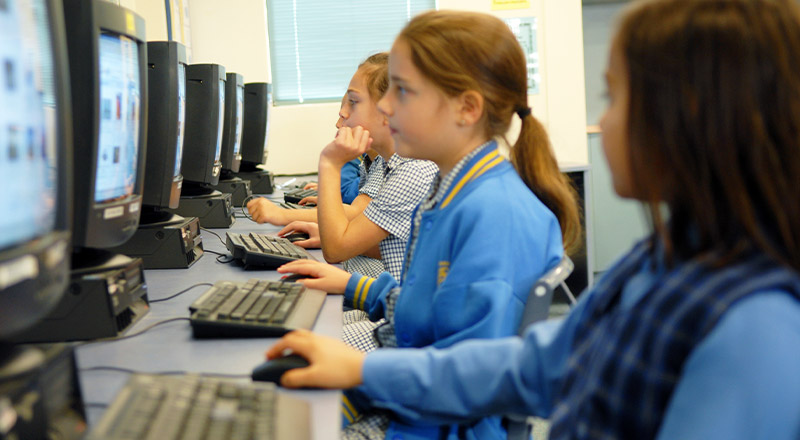 Old photo of St Bernadette's Catholic Primary School Lalor Park using desktops